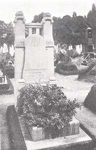 S�REML�K <BR>KANN GYULA M�VE