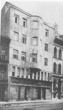 A M�CSARNOK TAVASZI KI�LL�T�S�B�L B�RH�Z HAASZ �S M�LNAI M�VE