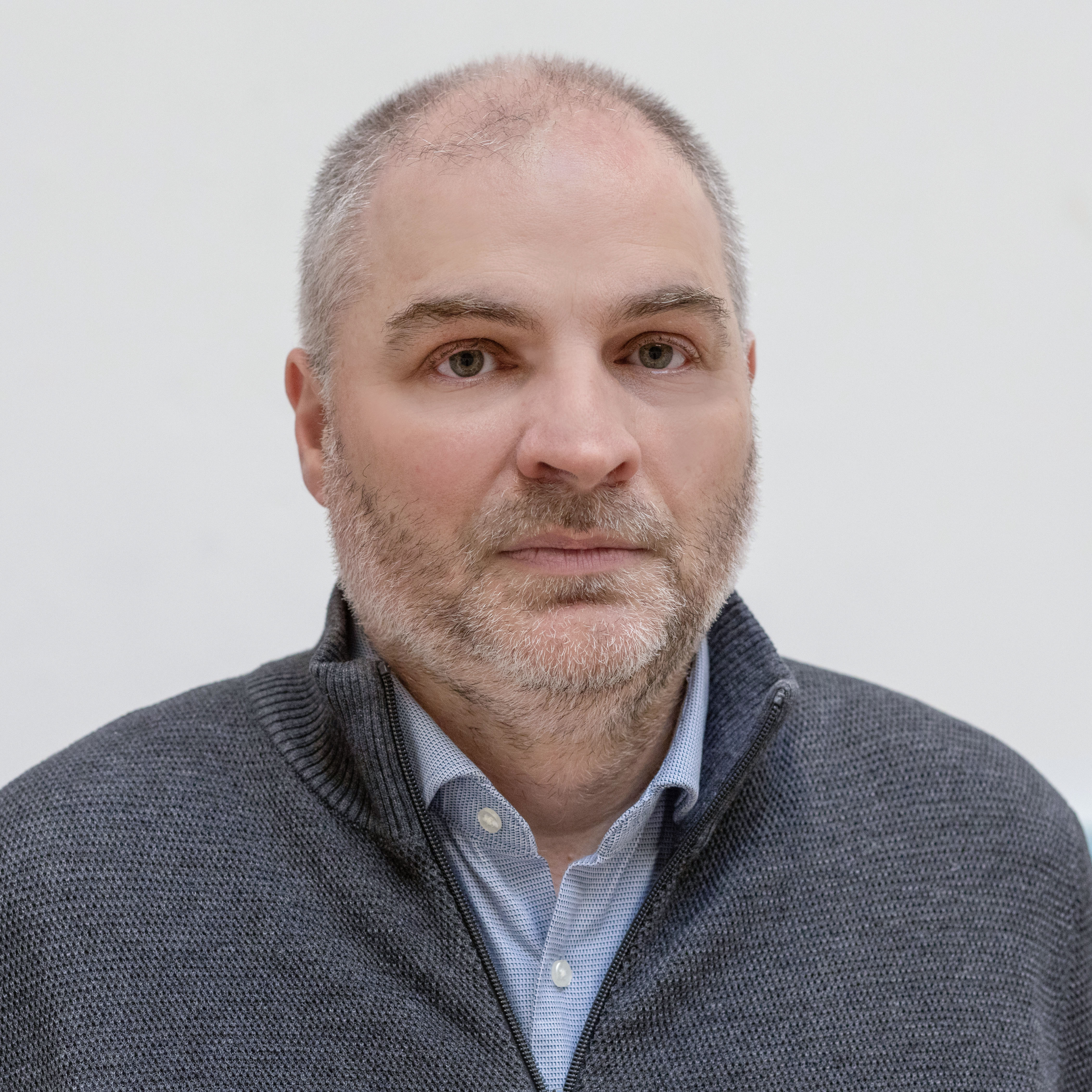 Dr. Terdik Szilveszter 